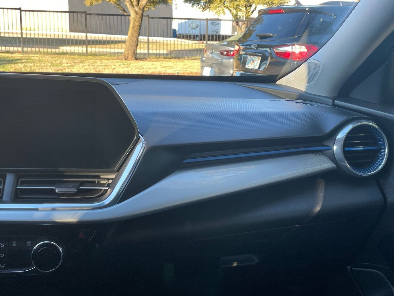 Thumbnail: 2025 Chevrolet Trax - 35