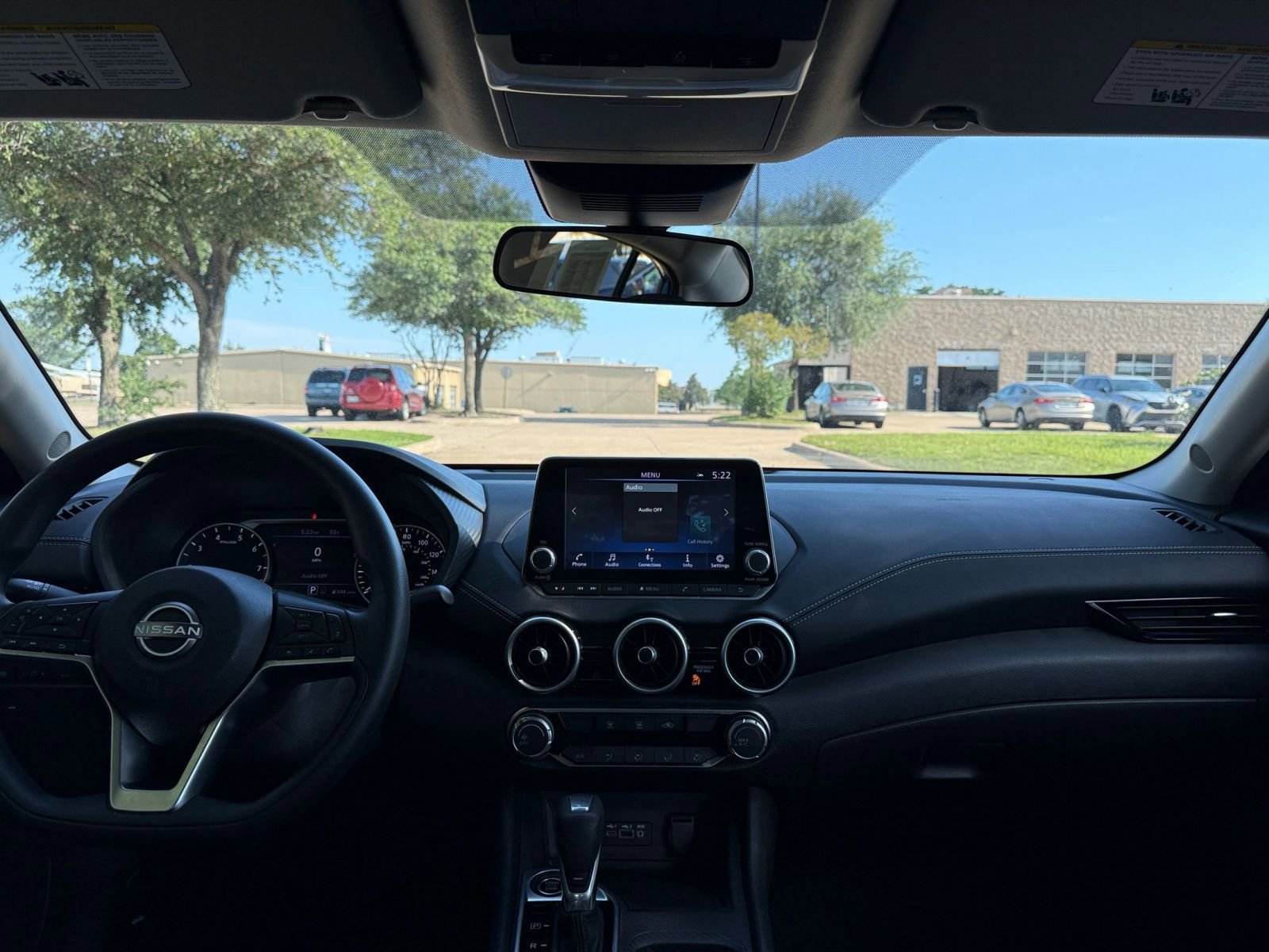 Thumbnail: 2025 Nissan Sentra - 33