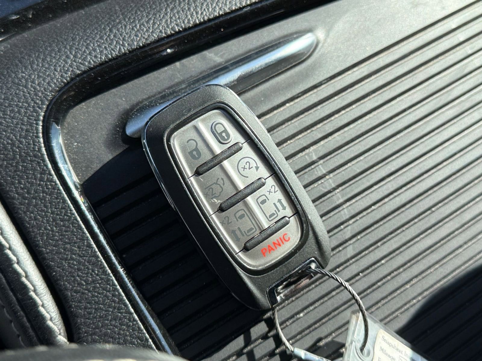 Thumbnail: 2025 Chrysler Pacifica - 24