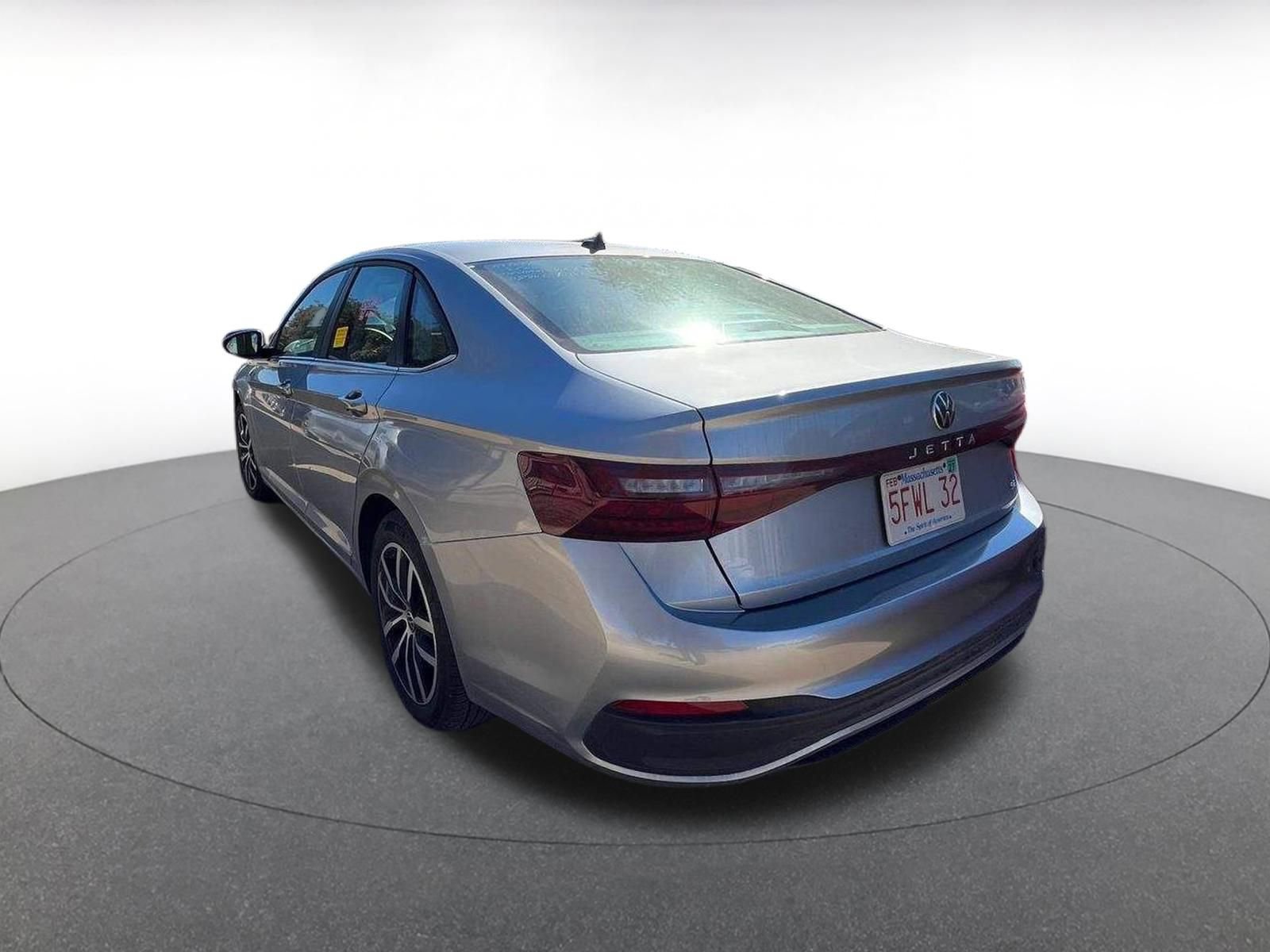 Thumbnail: 2025 Volkswagen Jetta - 4