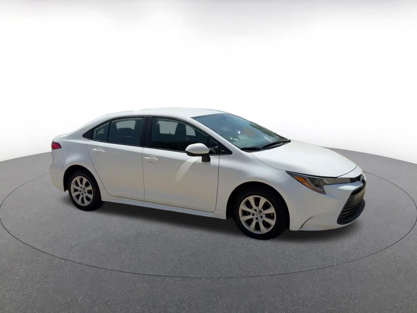 Thumbnail: 2025 Toyota Corolla - 2