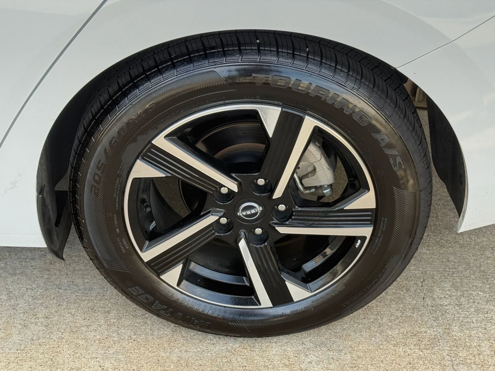 Thumbnail: 2024 Nissan Sentra - 31