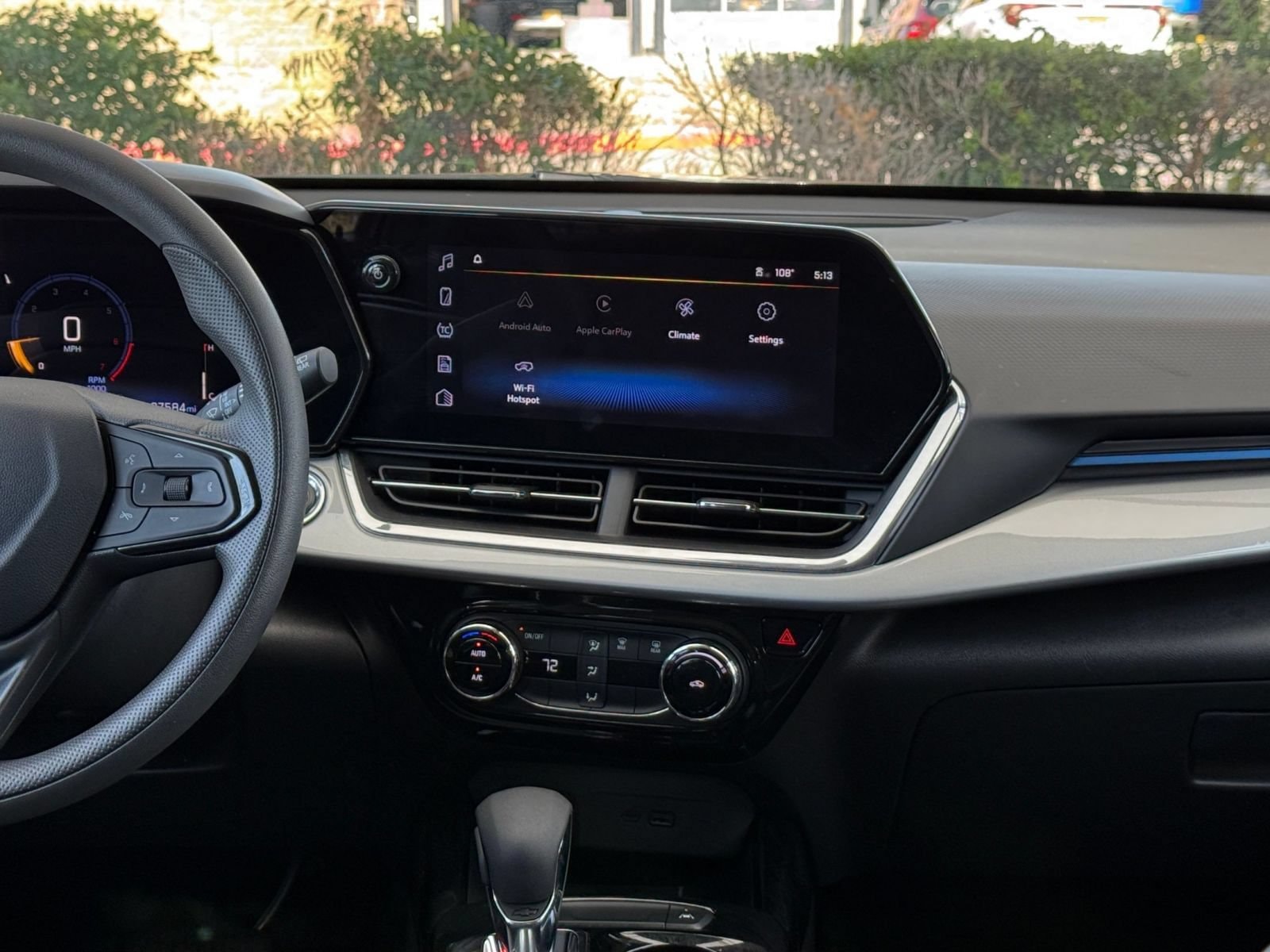 Thumbnail: 2025 Chevrolet Trax - 14