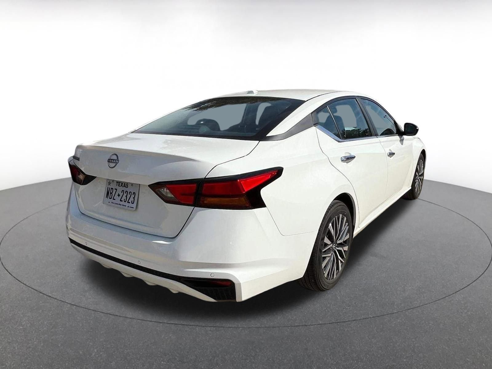 Thumbnail: 2025 Nissan Altima - 4