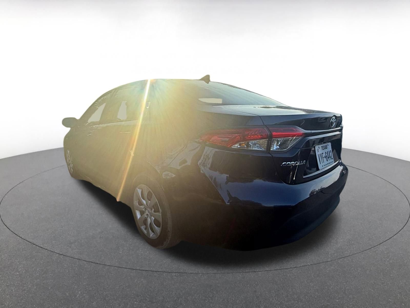 Thumbnail: 2025 Toyota Corolla - 4