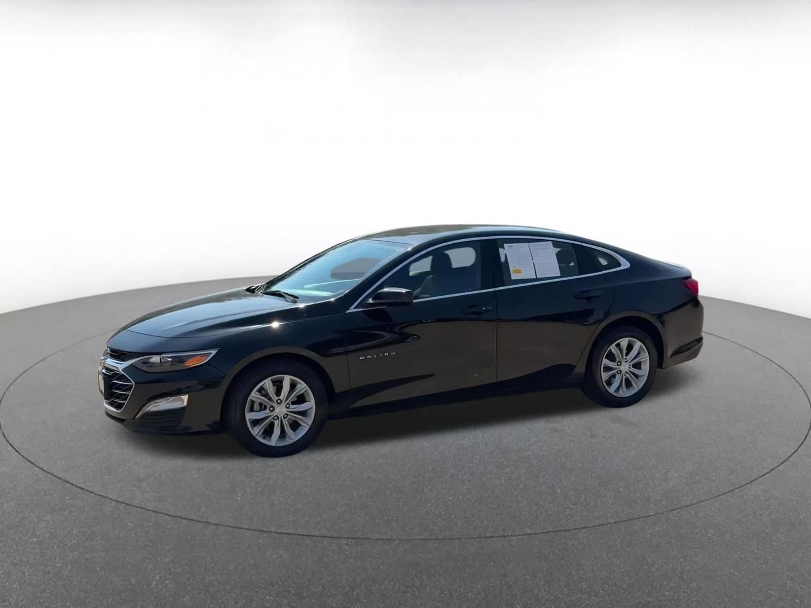 Thumbnail: 2023 Chevrolet Malibu - 8