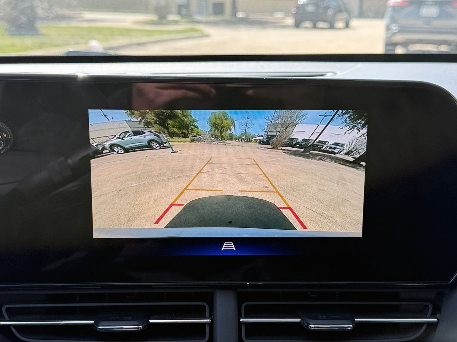 Thumbnail: 2025 Chevrolet Trax - 24