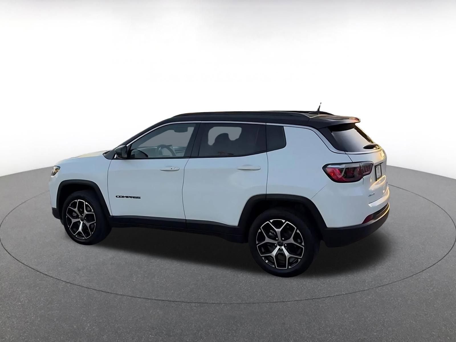 Thumbnail: 2025 Jeep Compass - 10