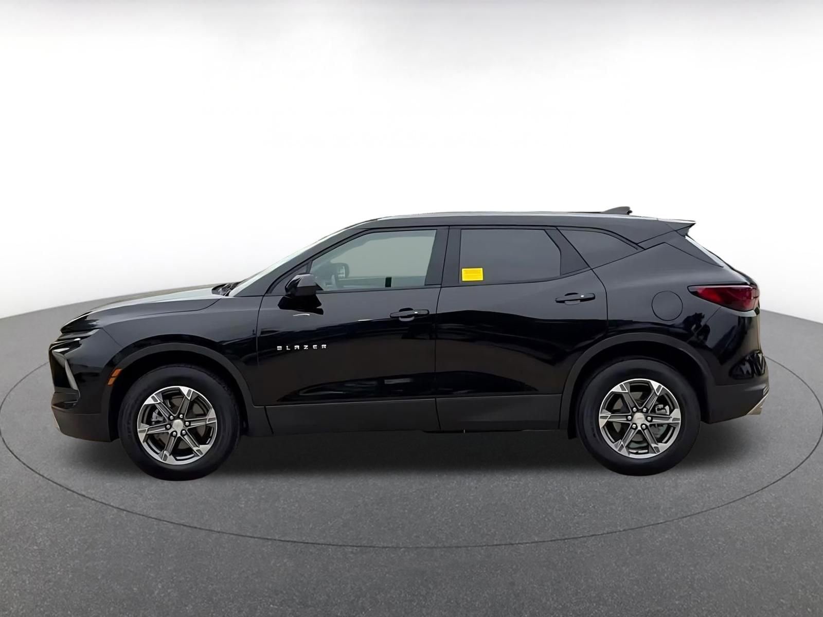 Thumbnail: 2025 Chevrolet Blazer - 9