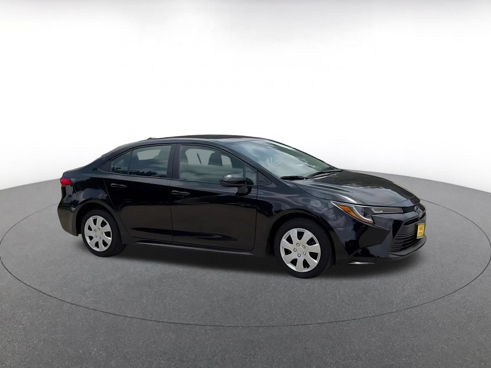 Thumbnail: 2025 Toyota Corolla - 2