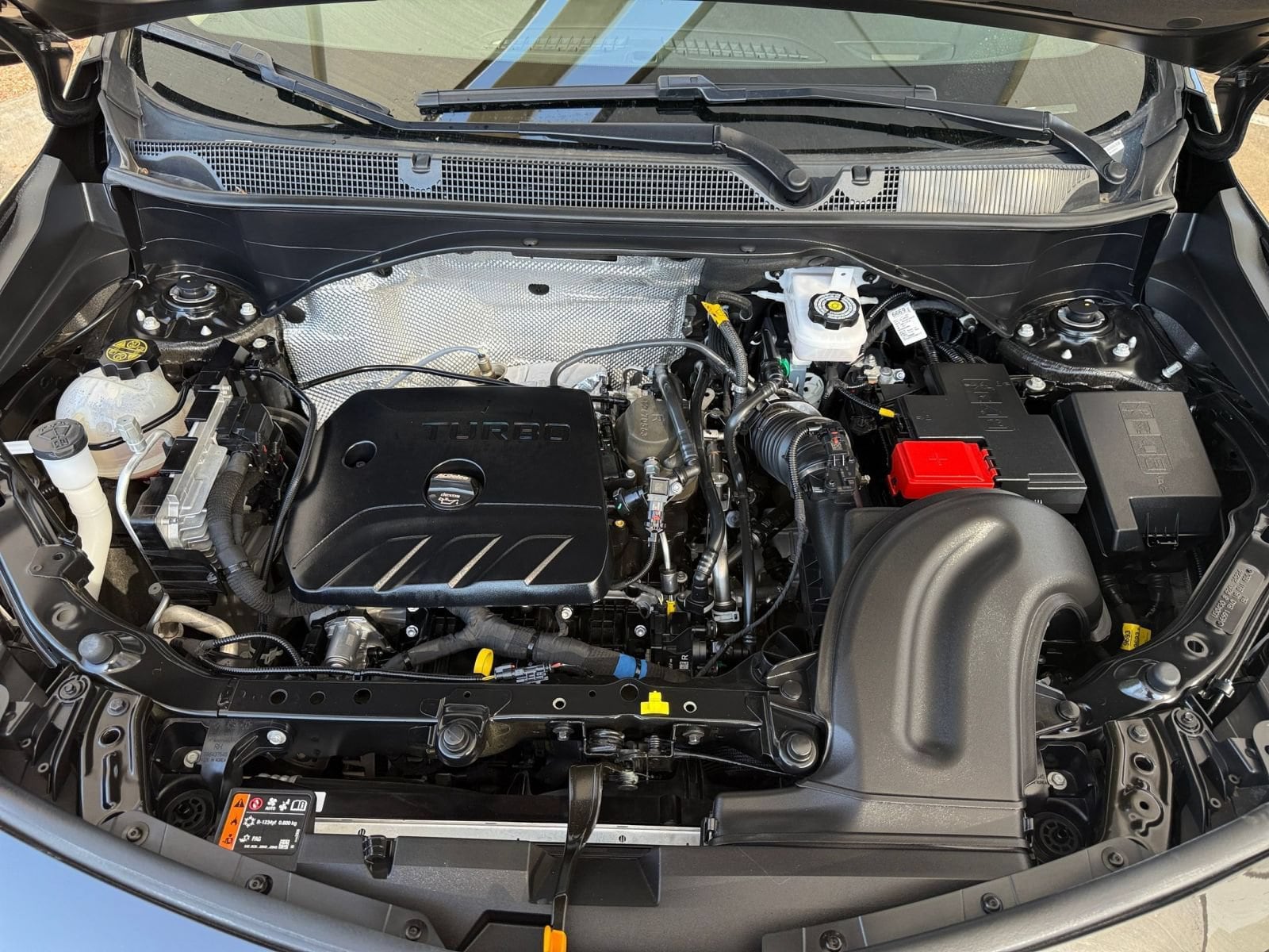 Thumbnail: 2025 Buick Encore GX - 32