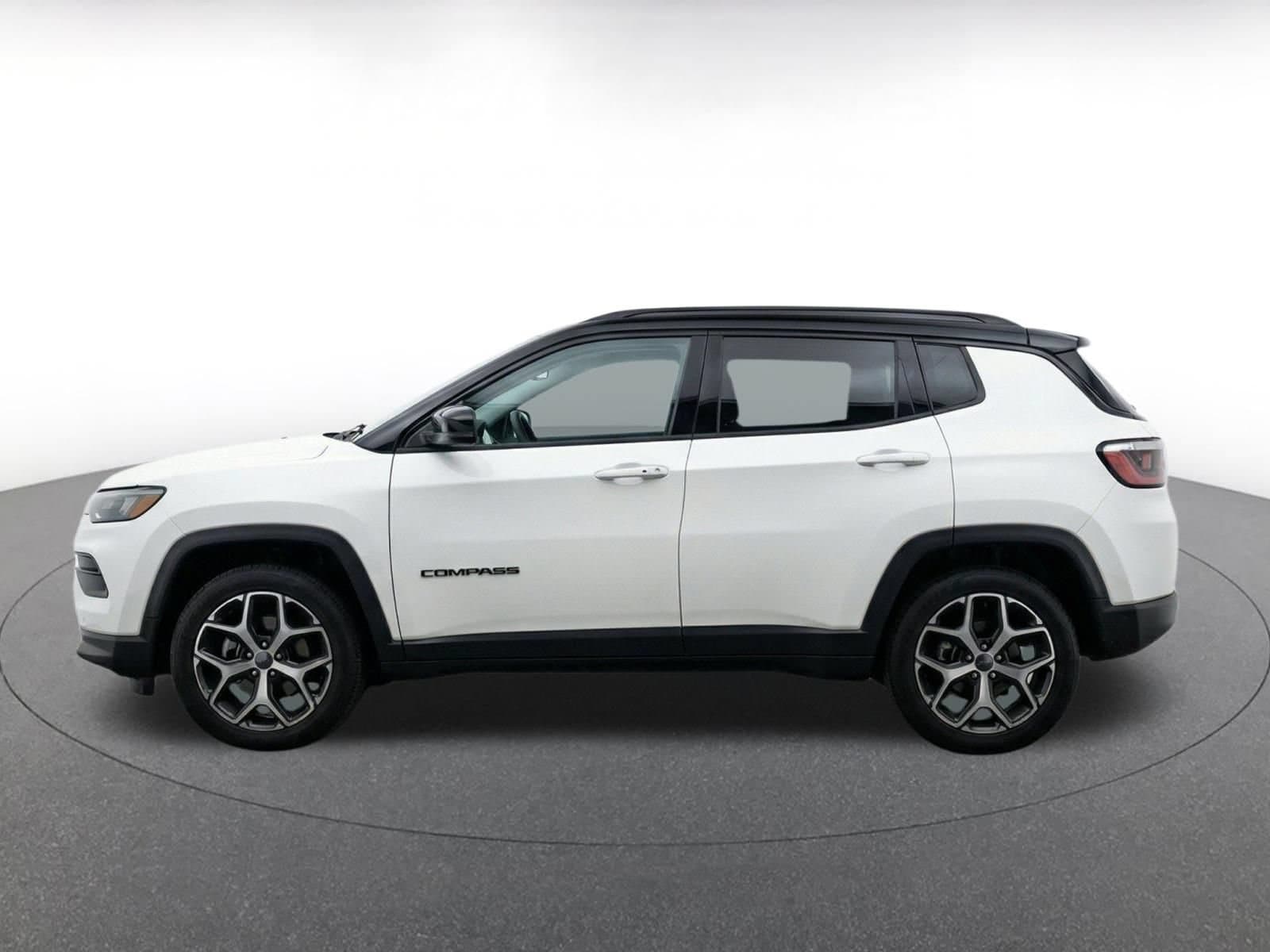 Thumbnail: 2025 Jeep Compass - 4