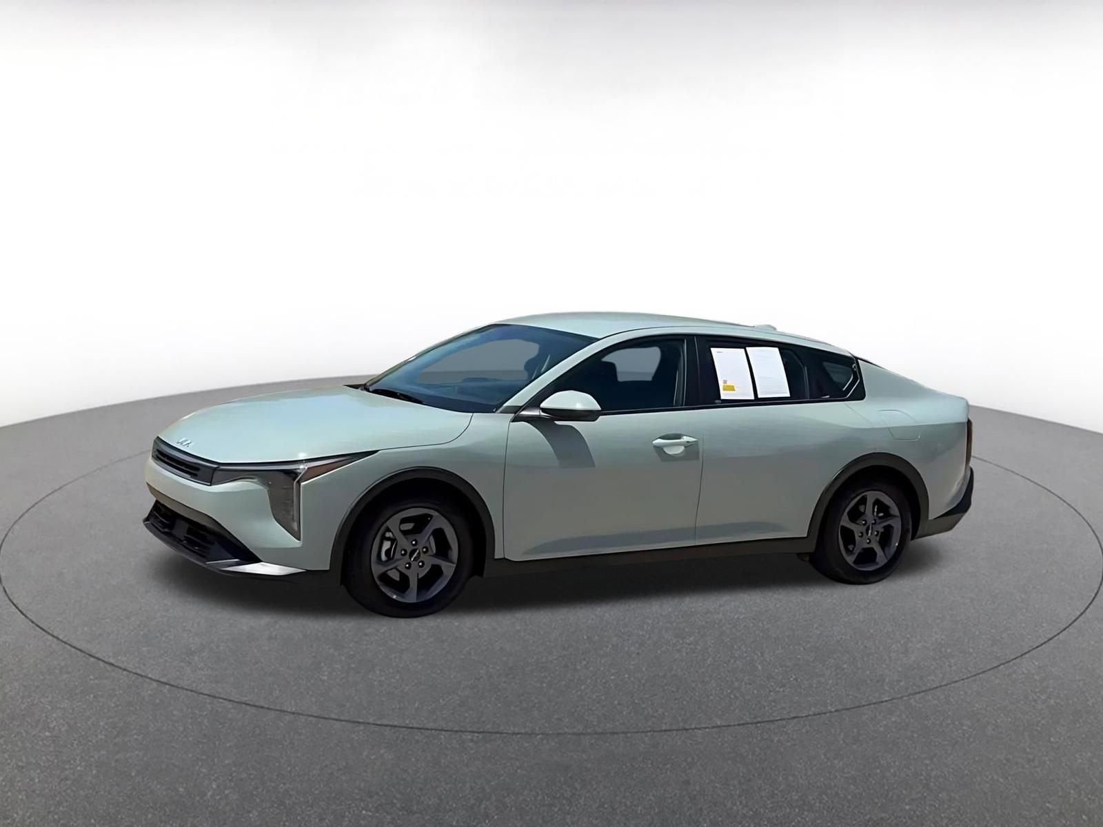 Thumbnail: 2025 Kia K4 - 8