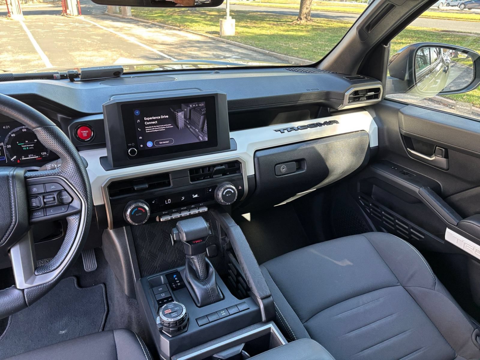 Thumbnail: 2024 Toyota Tacoma - 30