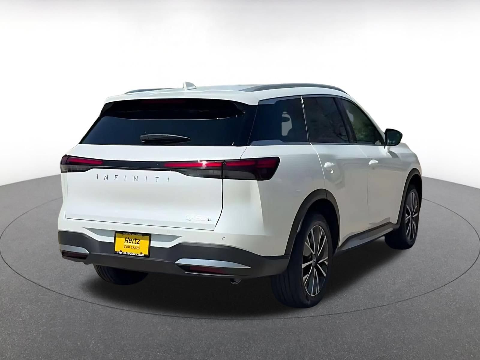 Thumbnail: 2026 INFINITI QX60 - 13