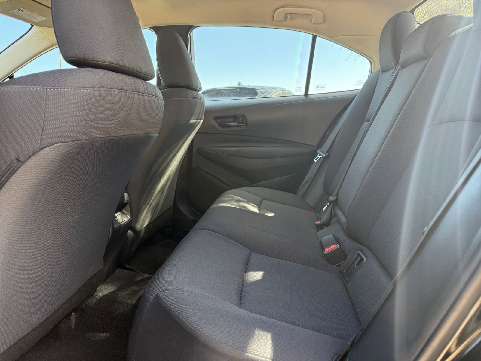 Thumbnail: 2025 Toyota Corolla - 25