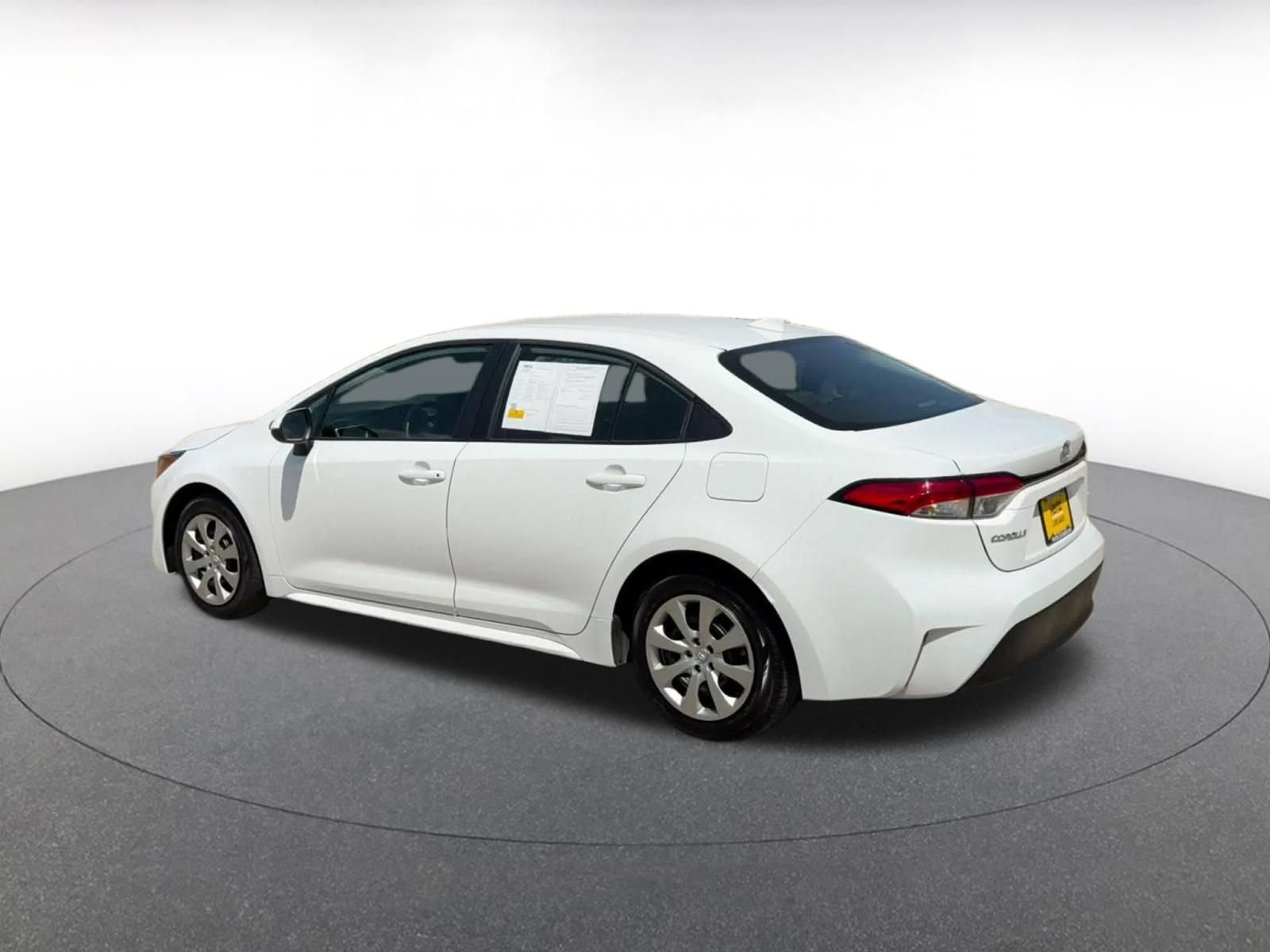 Thumbnail: 2025 Toyota Corolla - 9