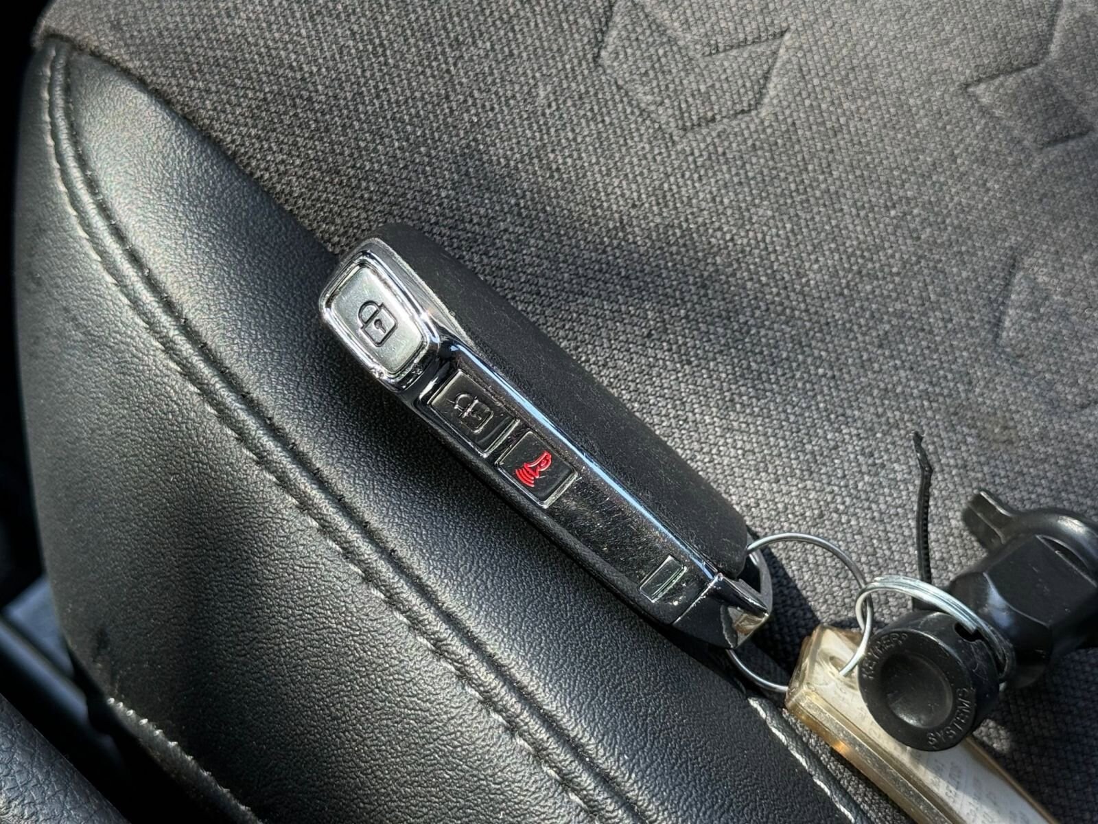 Thumbnail: 2025 Kia Seltos - 22