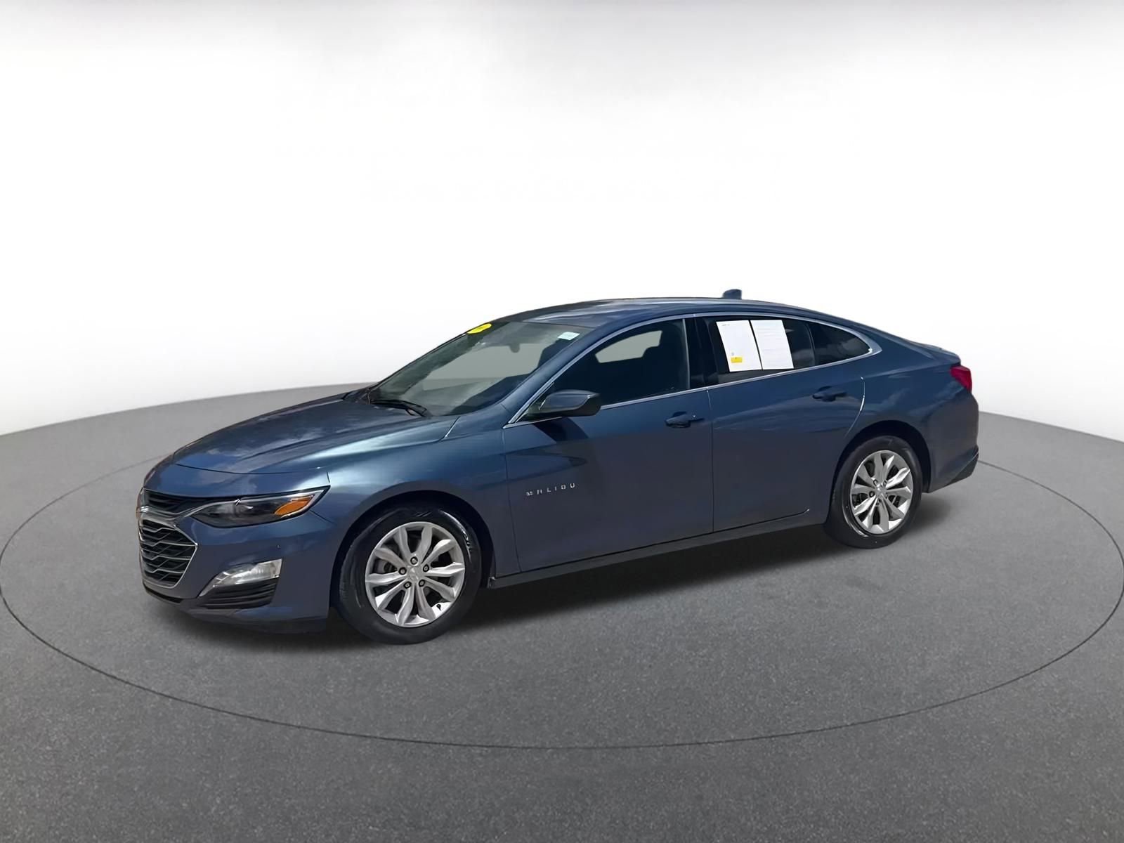 Thumbnail: 2024 Chevrolet Malibu - 8