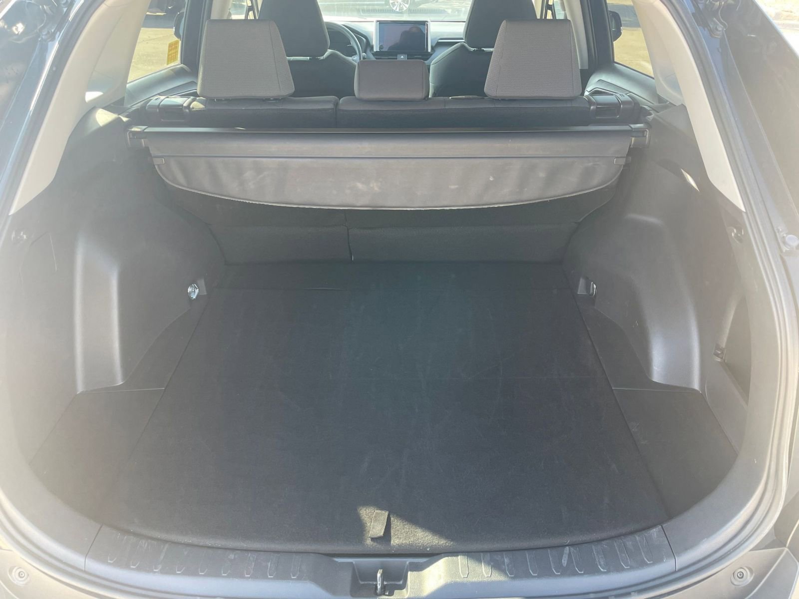 Thumbnail: 2025 Toyota RAV4 - 33