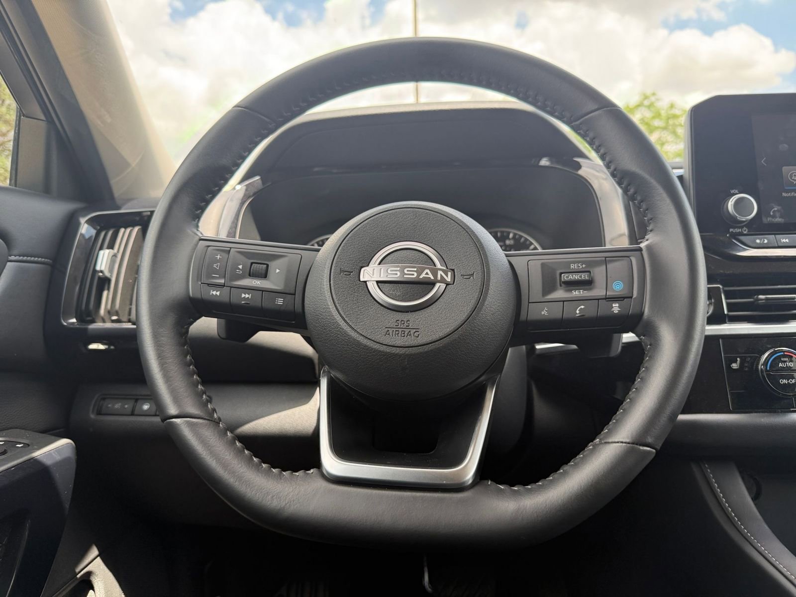 Thumbnail: 2025 Nissan Pathfinder - 30