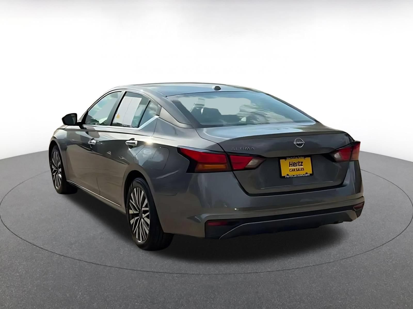 Thumbnail: 2025 Nissan Altima - 10