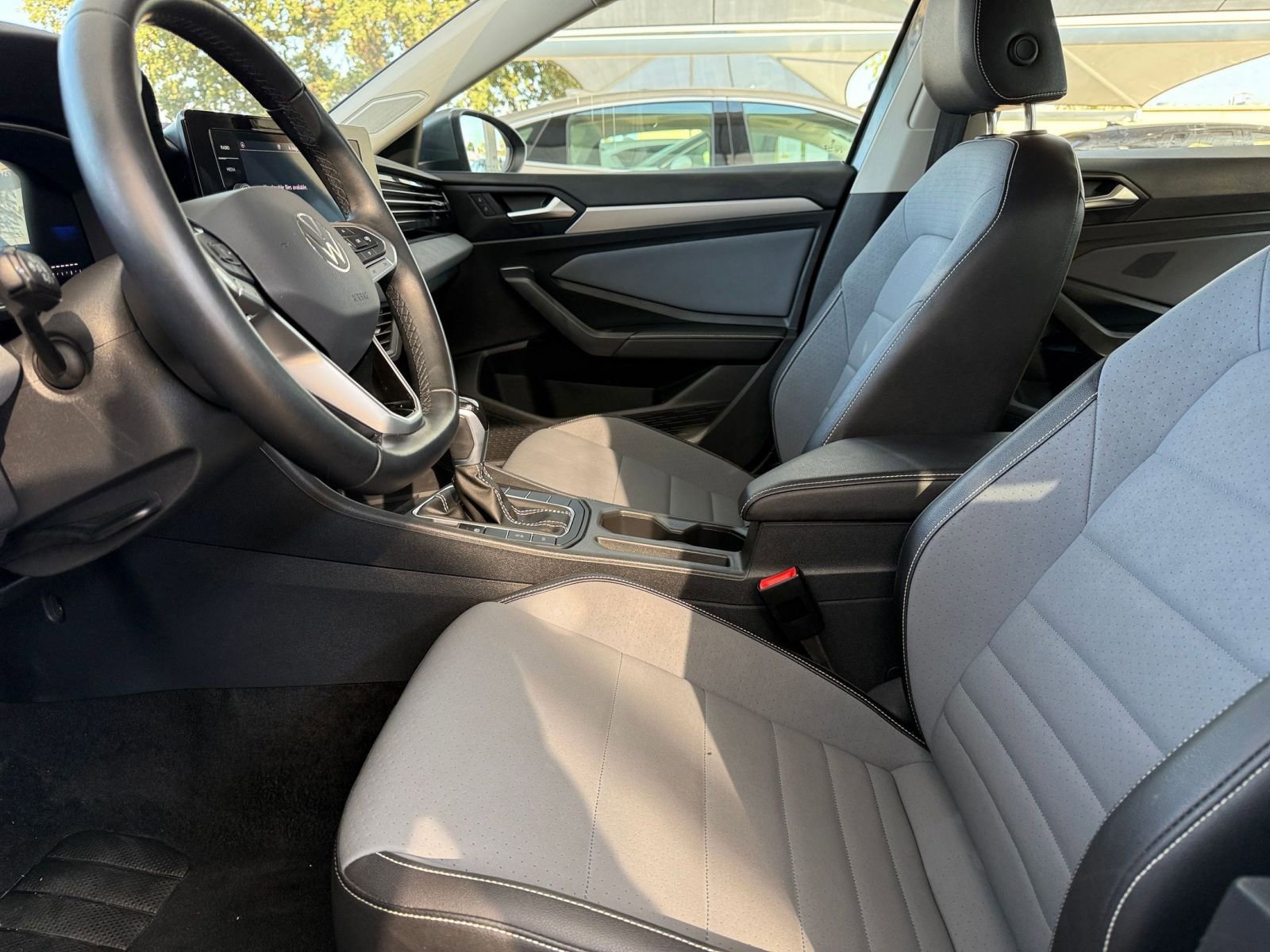 Thumbnail: 2025 Volkswagen Jetta - 28