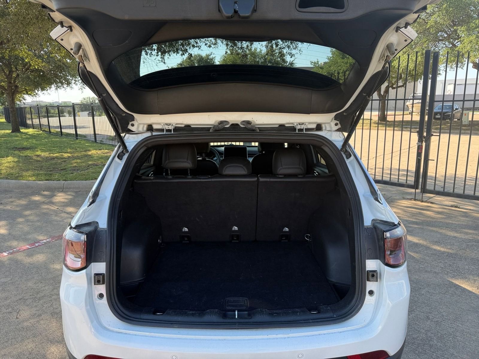 Thumbnail: 2025 Jeep Compass - 32