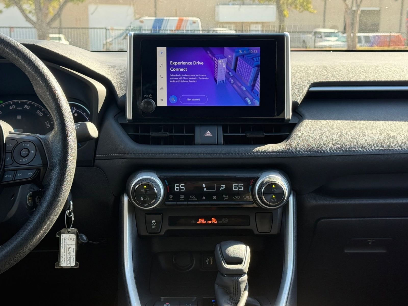 Thumbnail: 2025 Toyota RAV4 - 18