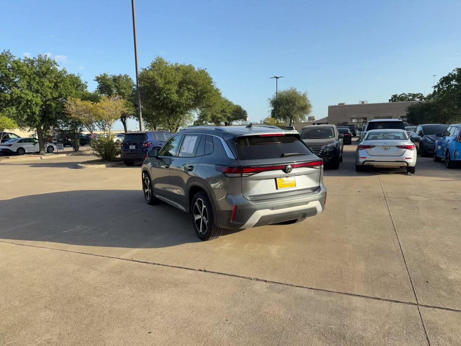 Thumbnail: 2026 Volkswagen Tiguan - 10