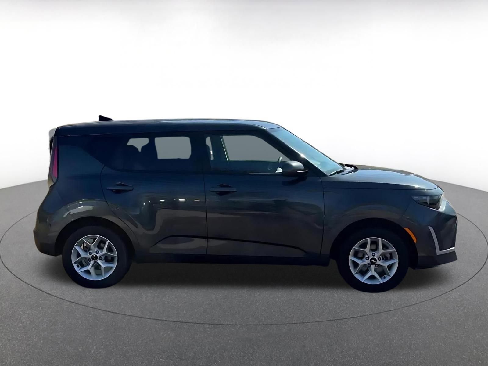 Thumbnail: 2025 Kia Soul - 16