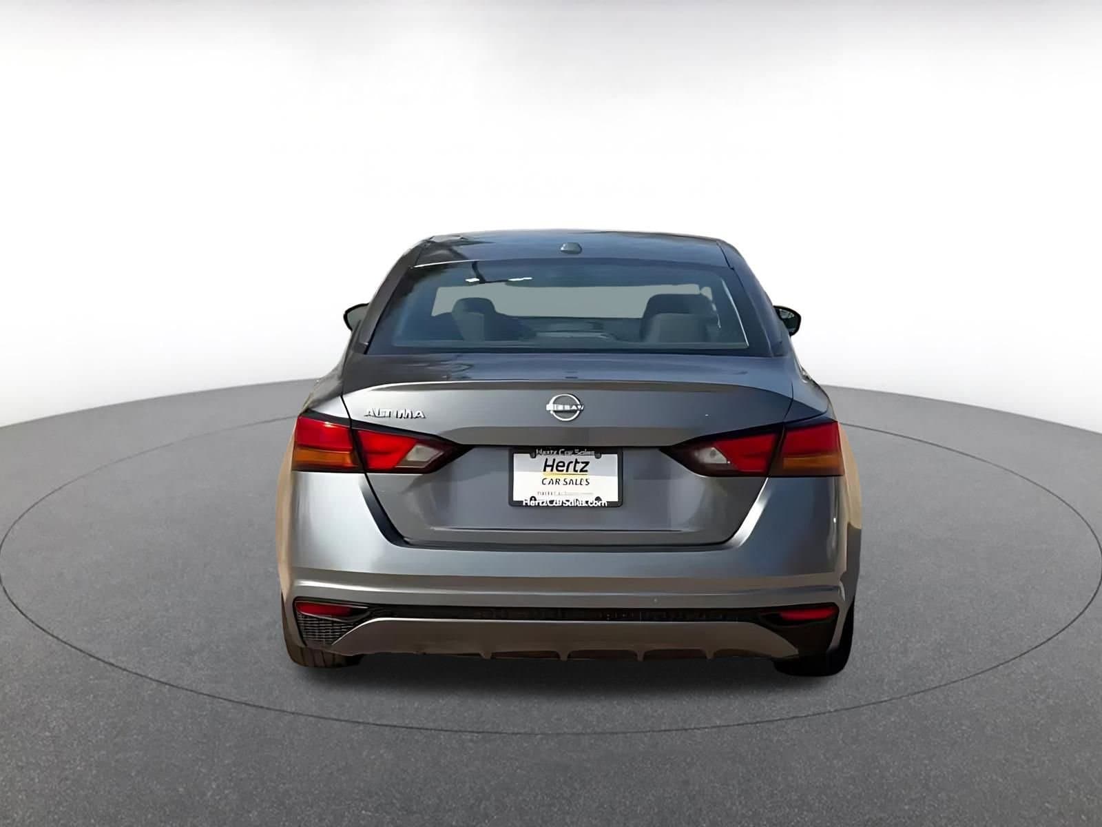 Thumbnail: 2025 Nissan Altima - 12