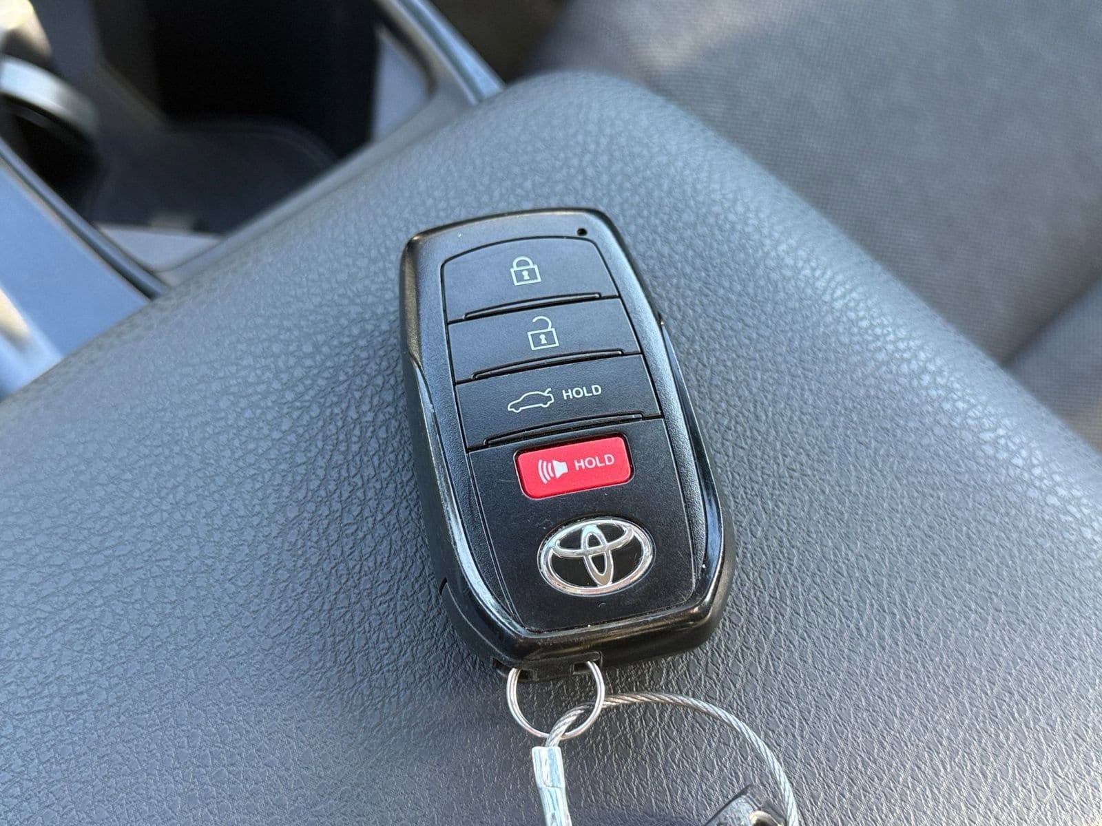 Thumbnail: 2025 Toyota Camry - 22