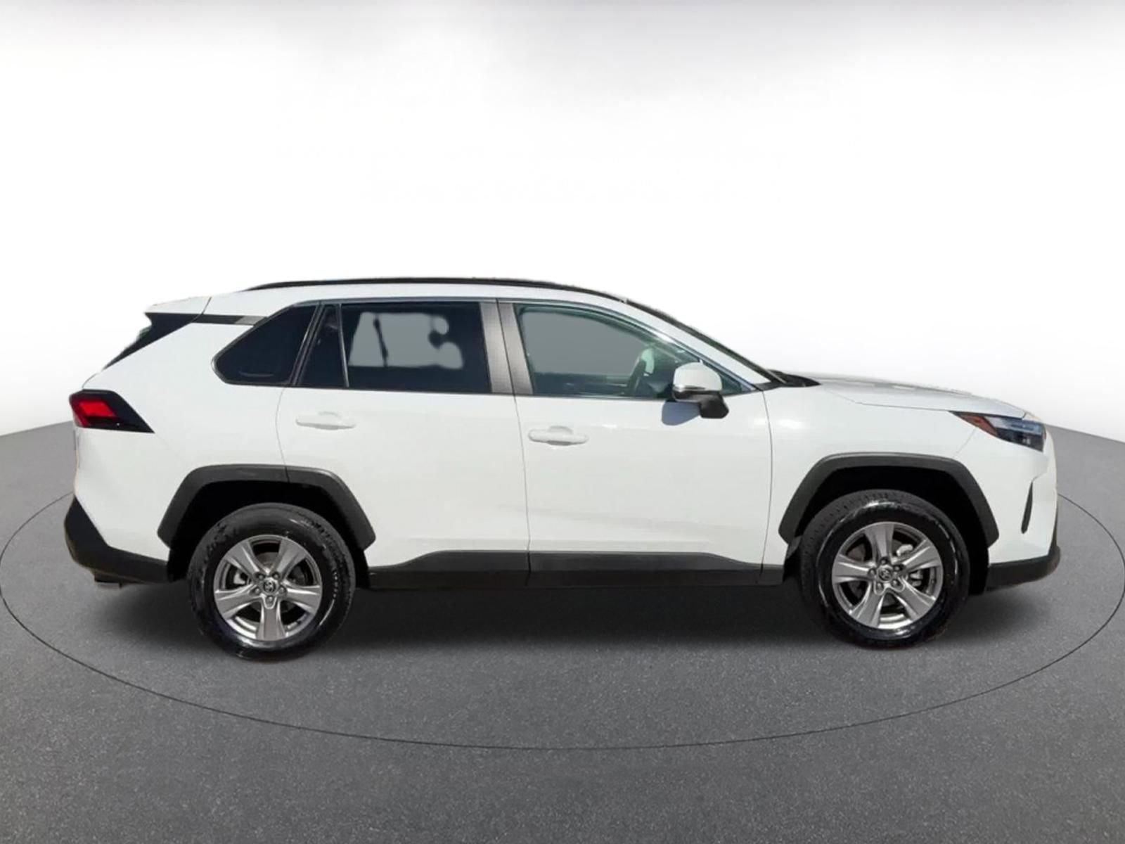 Thumbnail: 2025 Toyota RAV4 - 16