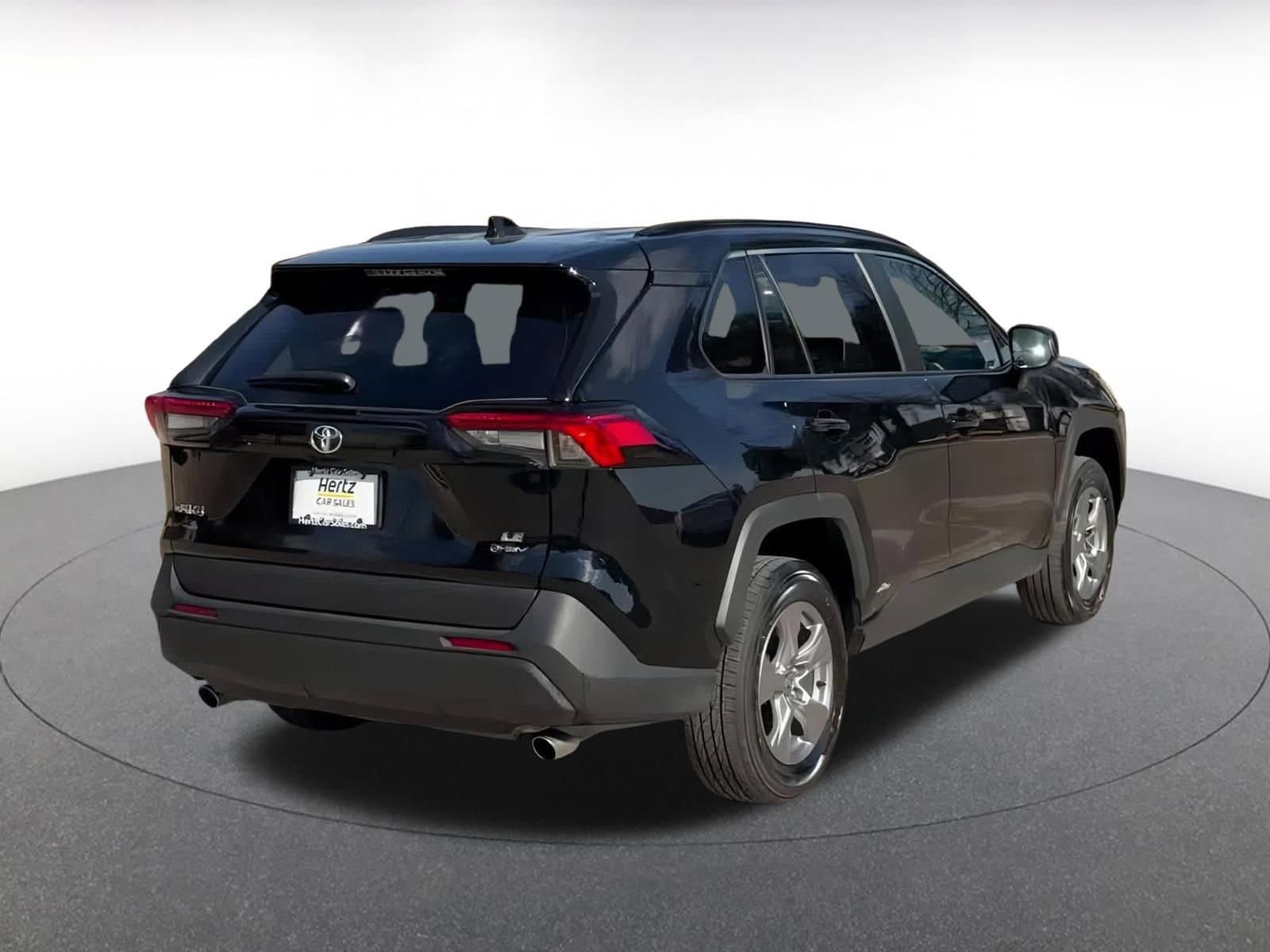 Thumbnail: 2025 Toyota RAV4 - 14