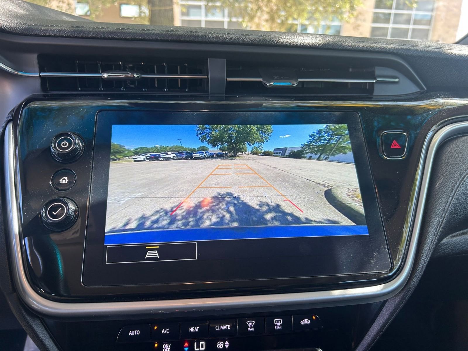 Thumbnail: 2023 Chevrolet Bolt EV - 17