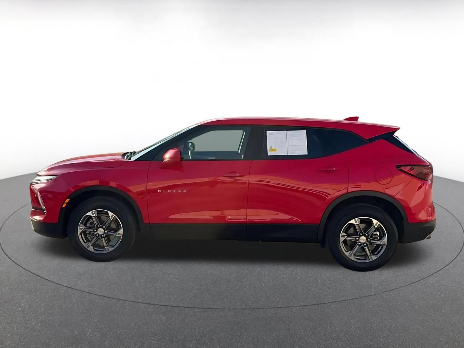 Thumbnail: 2025 Chevrolet Blazer - 9