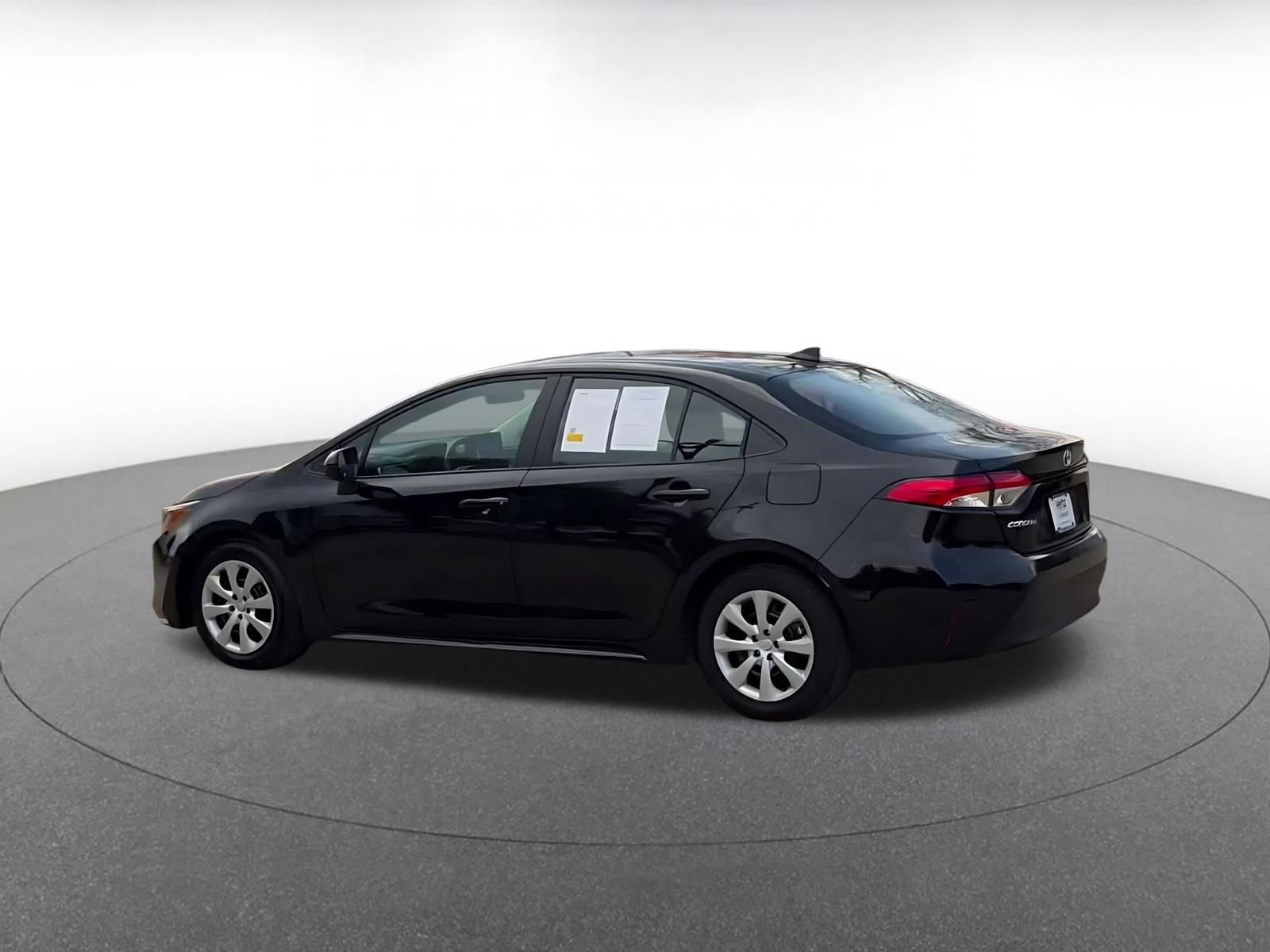 Thumbnail: 2025 Toyota Corolla - 11