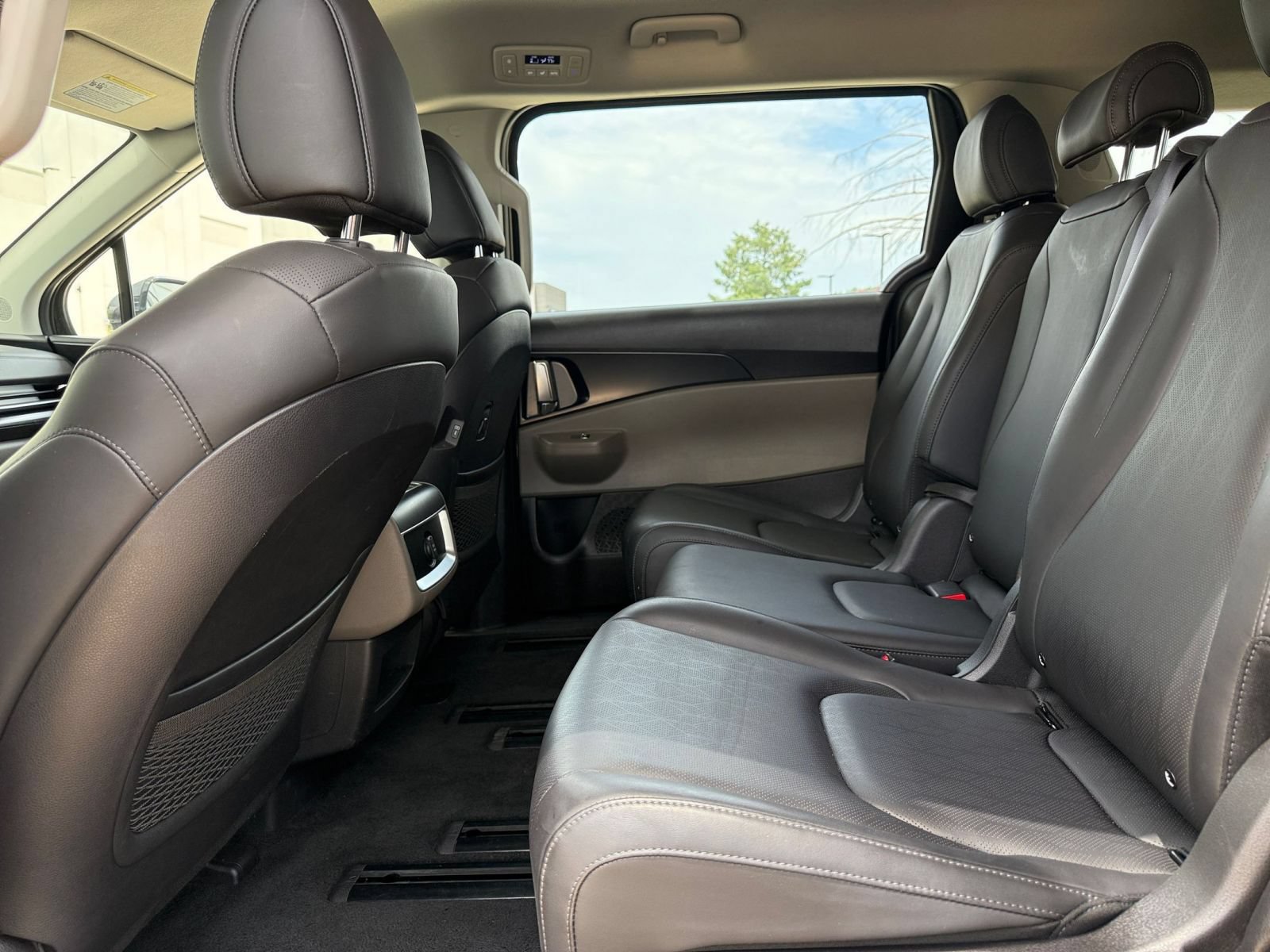 Thumbnail: 2026 Kia Carnival - 28