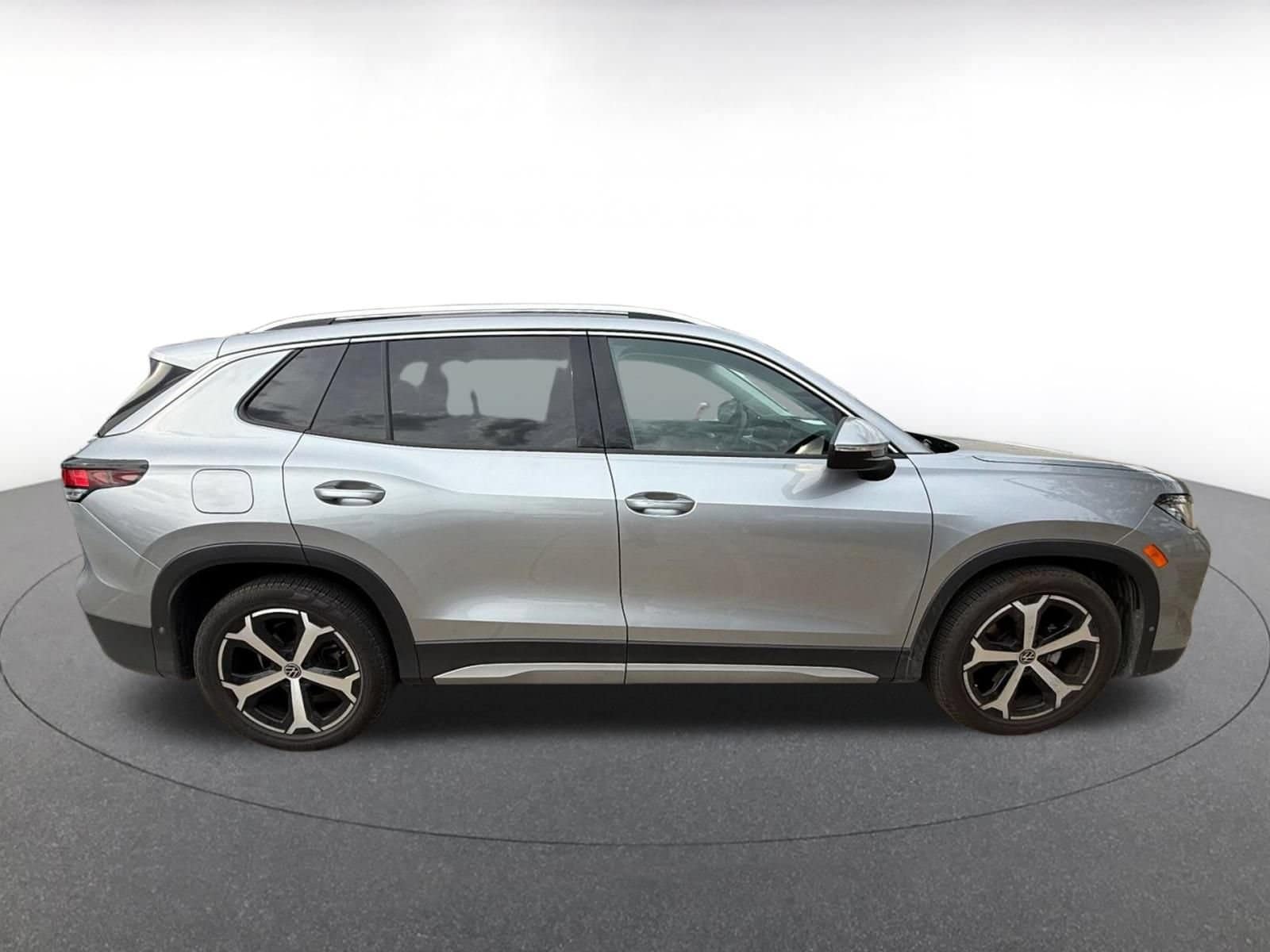Thumbnail: 2026 Volkswagen Tiguan - 6