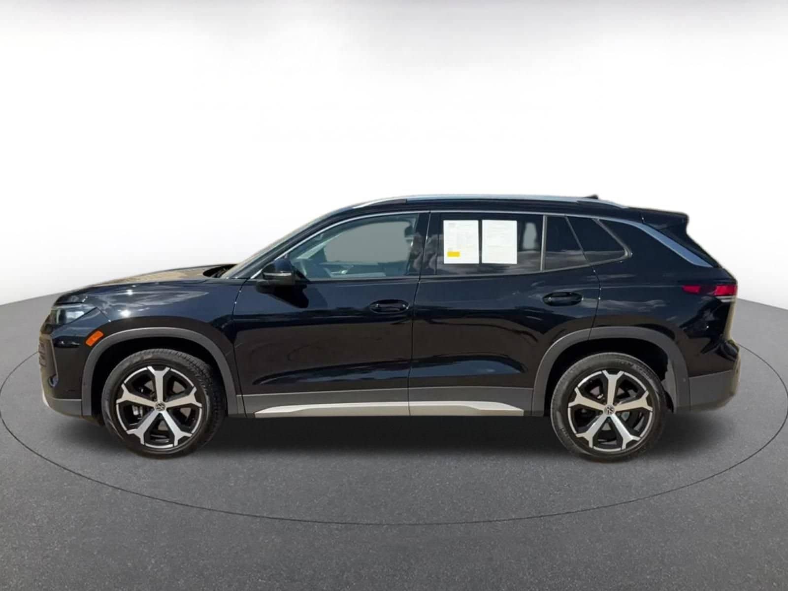 Thumbnail: 2026 Volkswagen Tiguan - 8