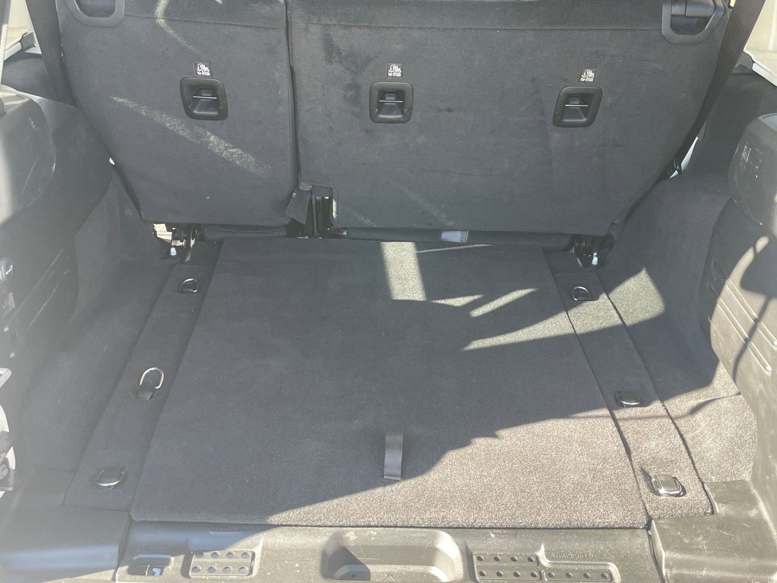 Thumbnail: 2025 Jeep Wrangler - 31