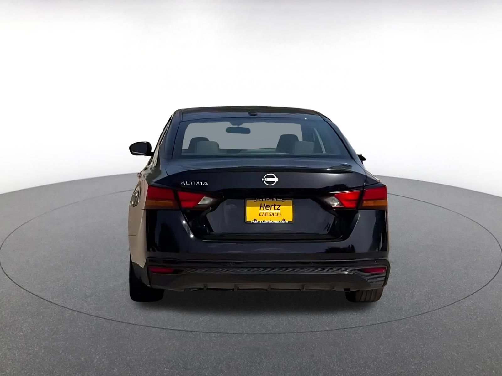 Thumbnail: 2025 Nissan Altima - 12