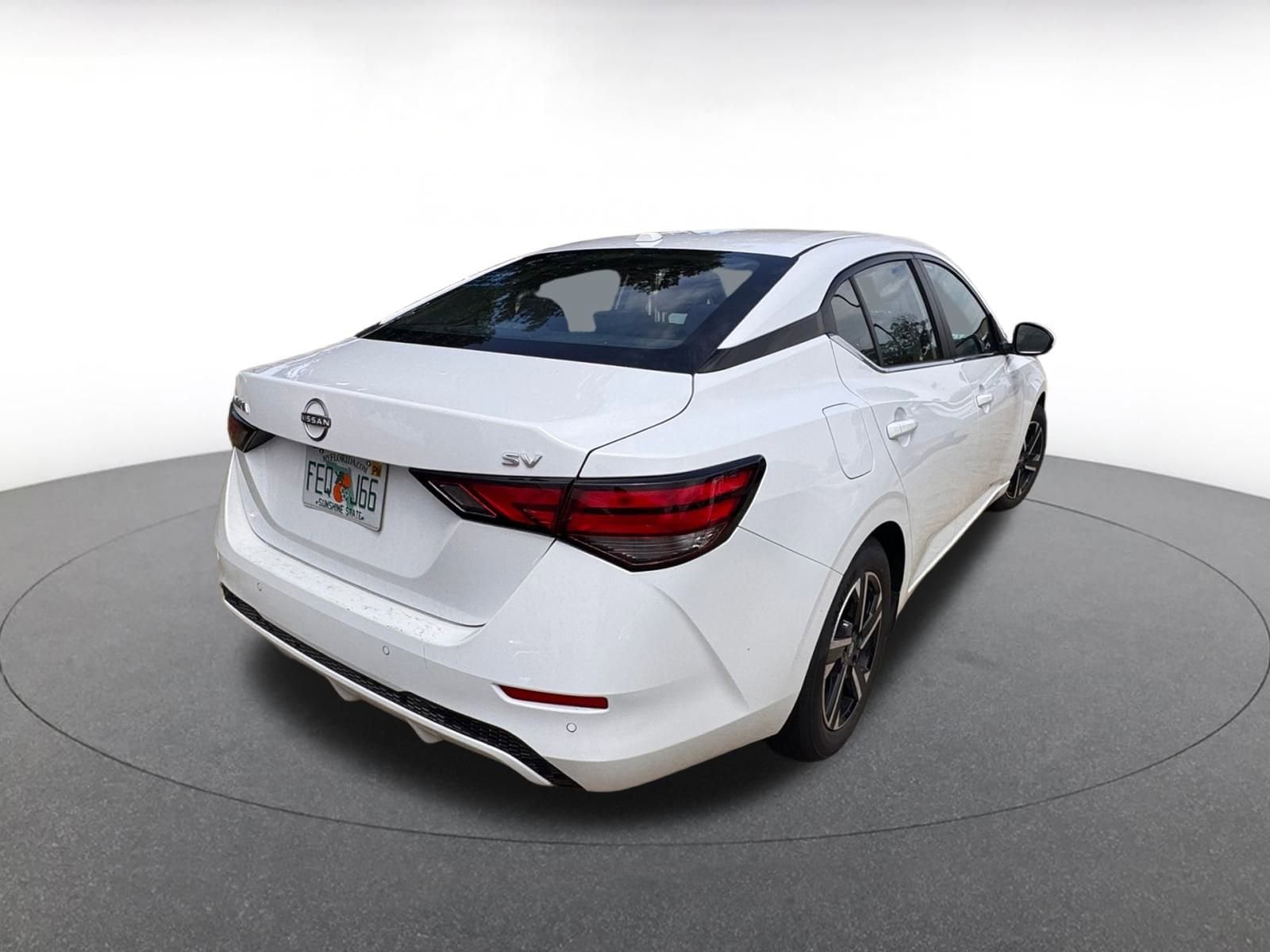 Thumbnail: 2024 Nissan Sentra - 4