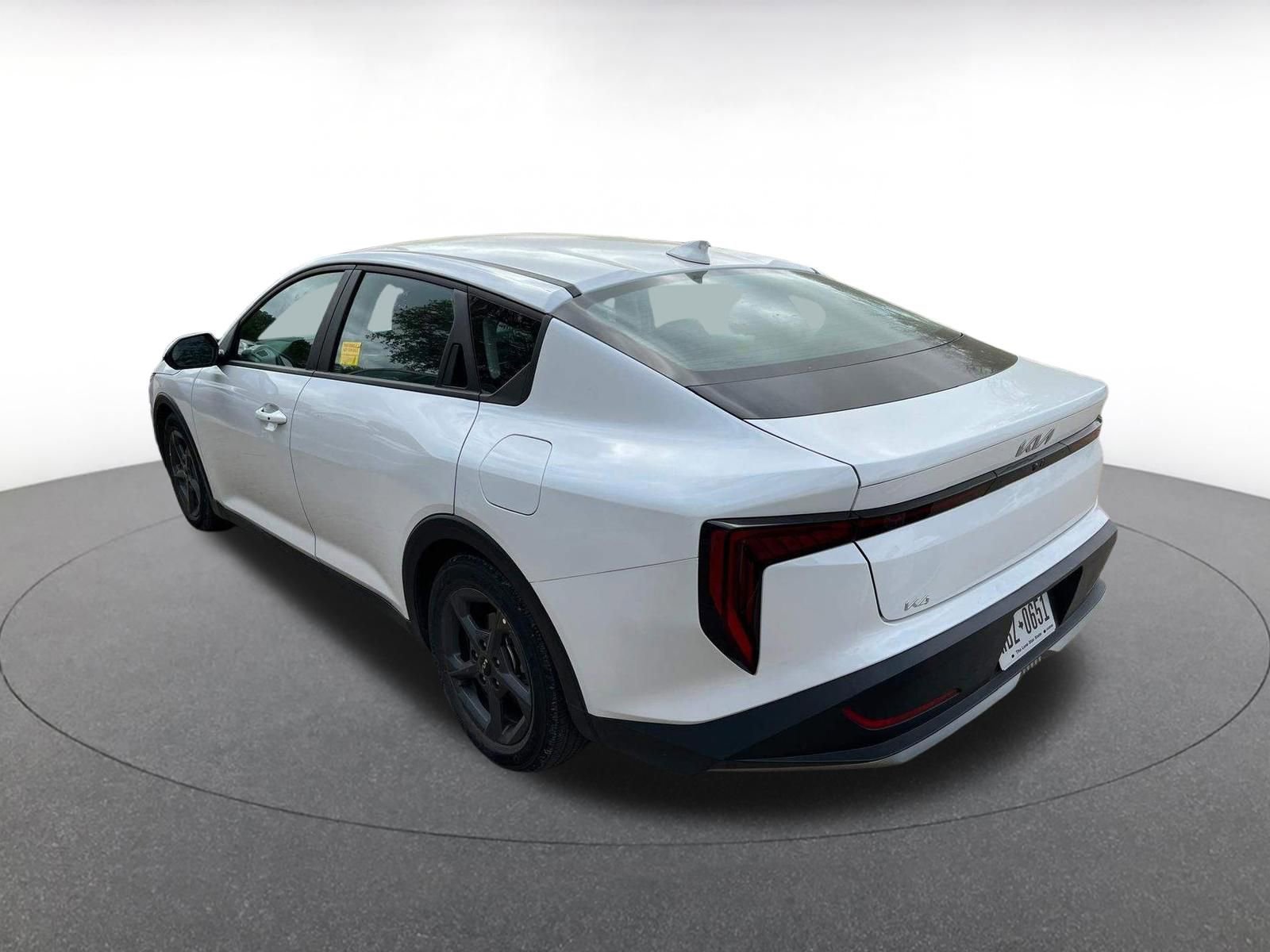 Thumbnail: 2025 Kia K4 - 4