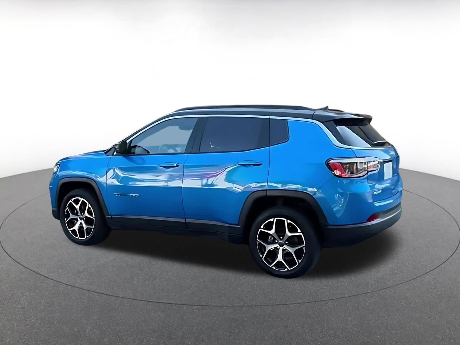 Thumbnail: 2025 Jeep Compass - 4