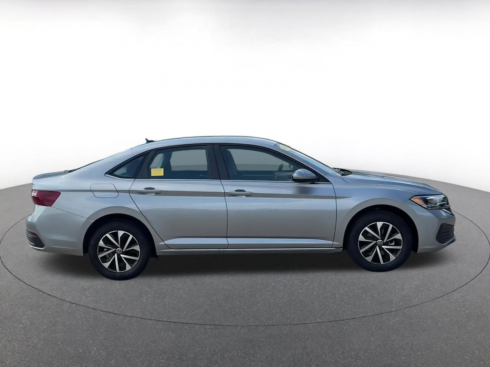 Thumbnail: 2024 Volkswagen Jetta - 17
