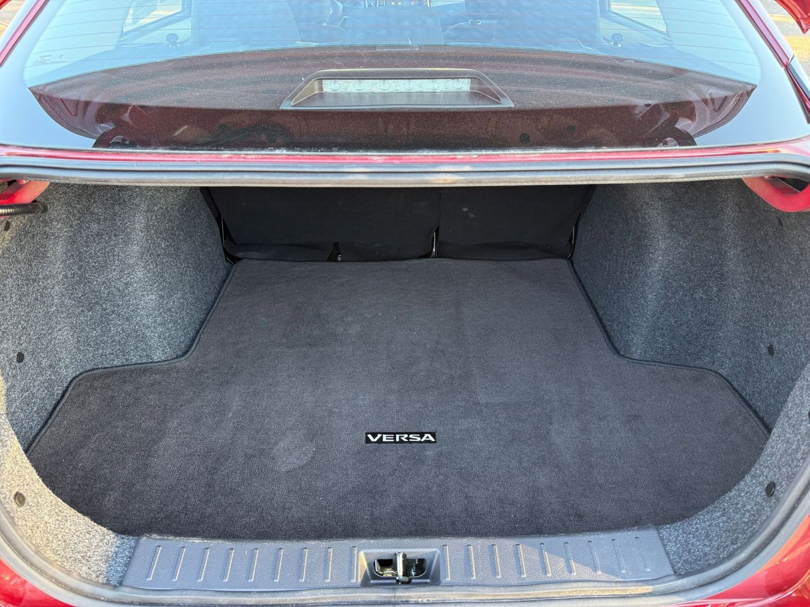 Thumbnail: 2025 Nissan Versa - 31