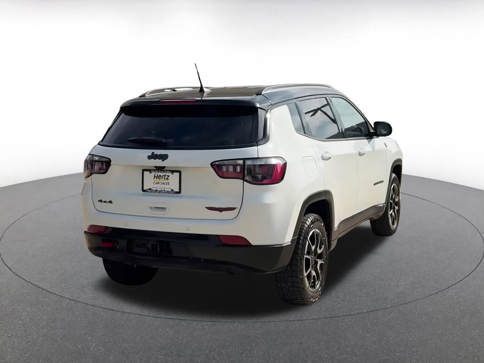 Thumbnail: 2025 Jeep Compass - 14