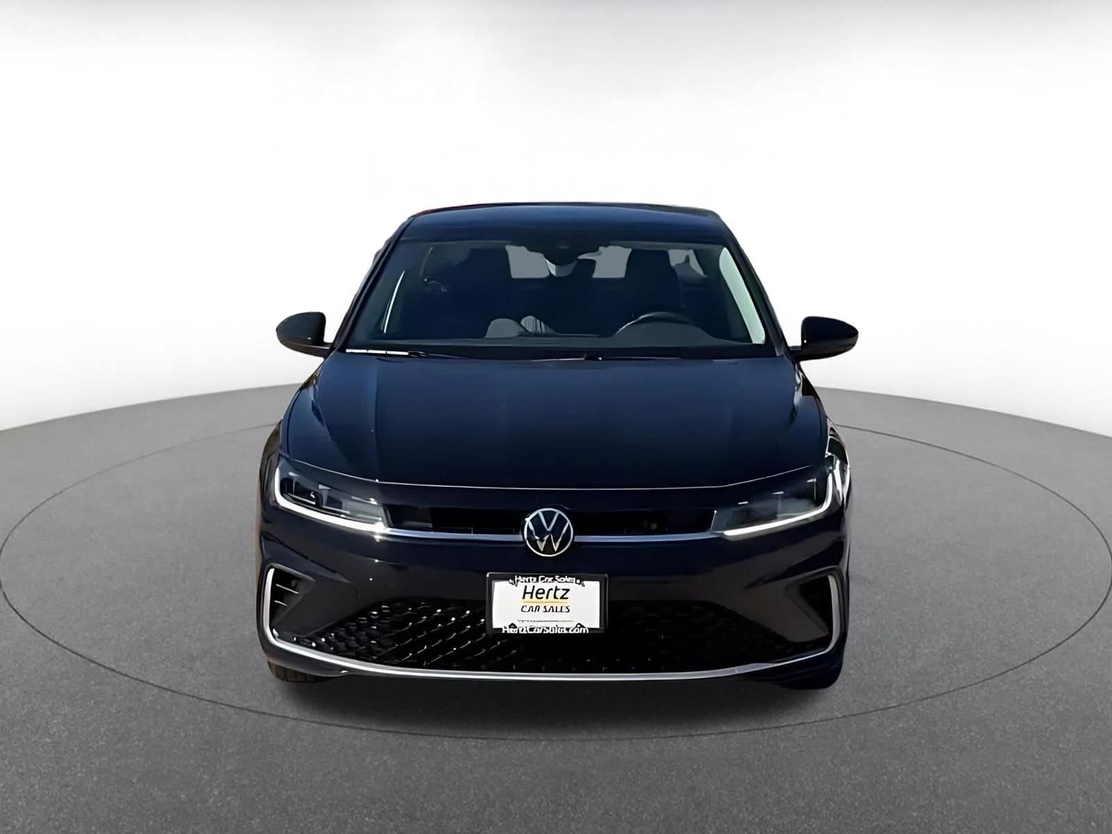 Thumbnail: 2025 Volkswagen Jetta - 4